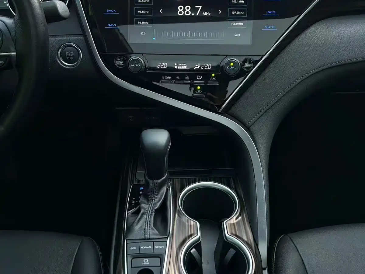 Toyota Camry 2019 2.5G Luxury (China V) фото 14