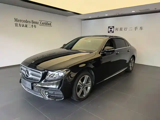 Mercedes-Benz E-Class 2019 E 200 L Sport — фото 1
