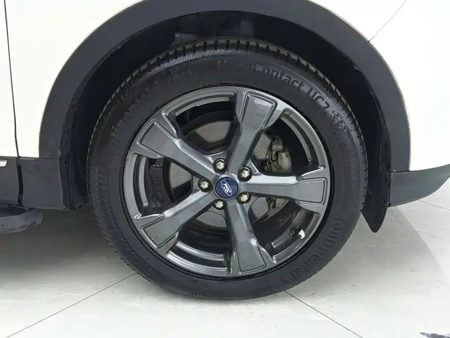 Photo 6 - Ford Kuga
