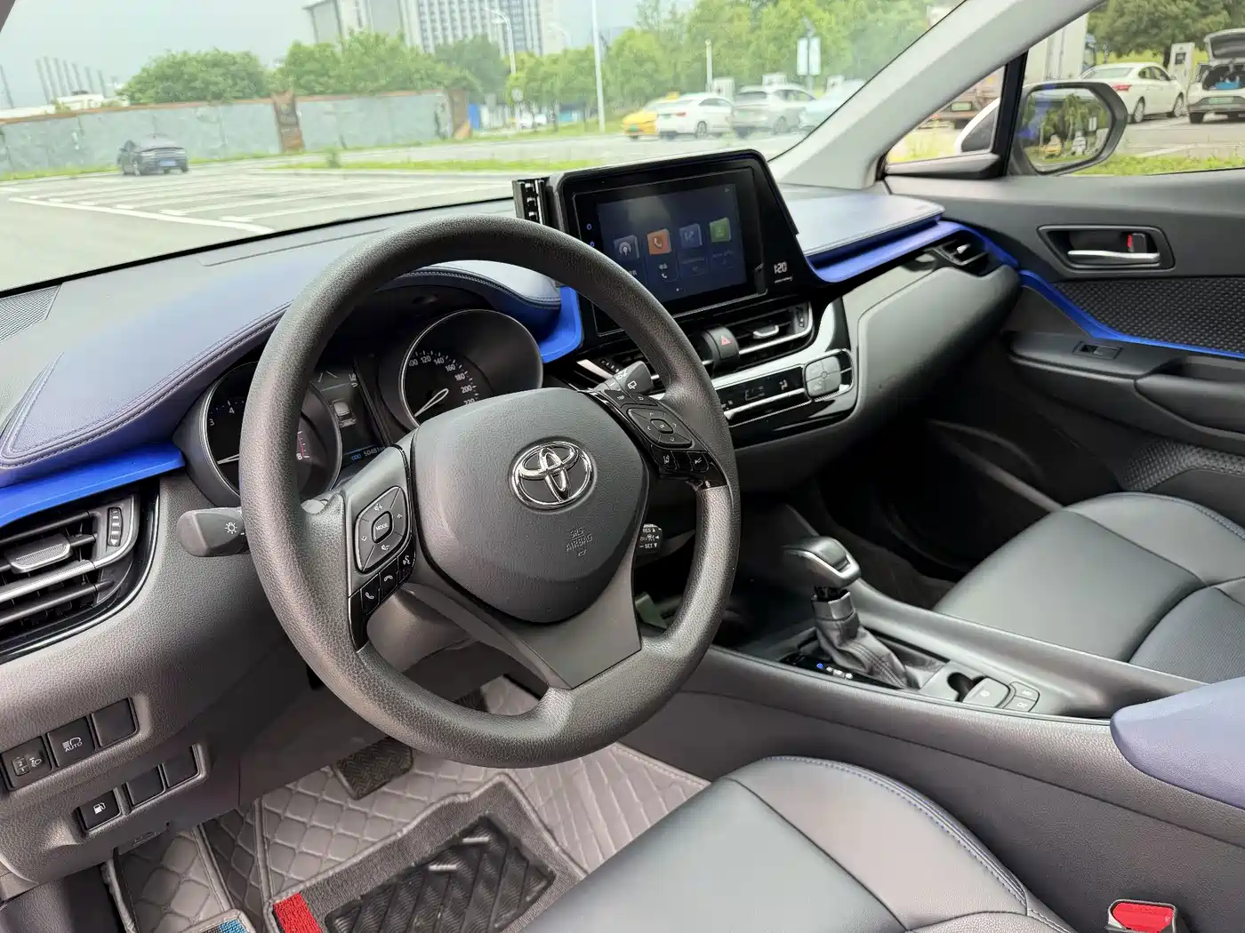Toyota C-HR 2023 2022 2.0L Leading Edition