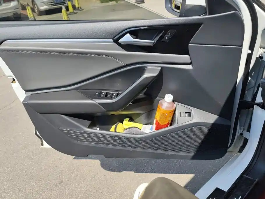 Volkswagen Sagitar, миниатюра 7