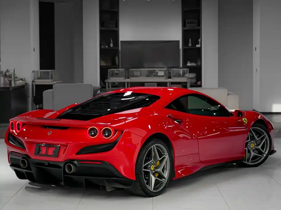 Ferrari F8 2021 2019 Tributo 3.9T V8