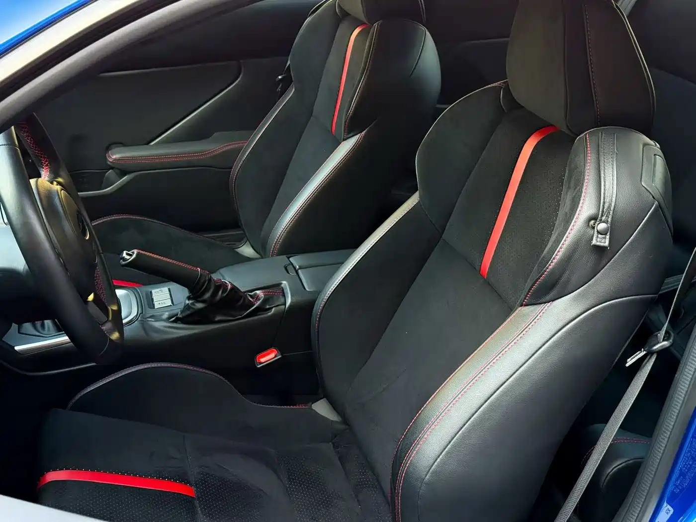 Subaru BRZ 2022 2.4L Manual фото 9