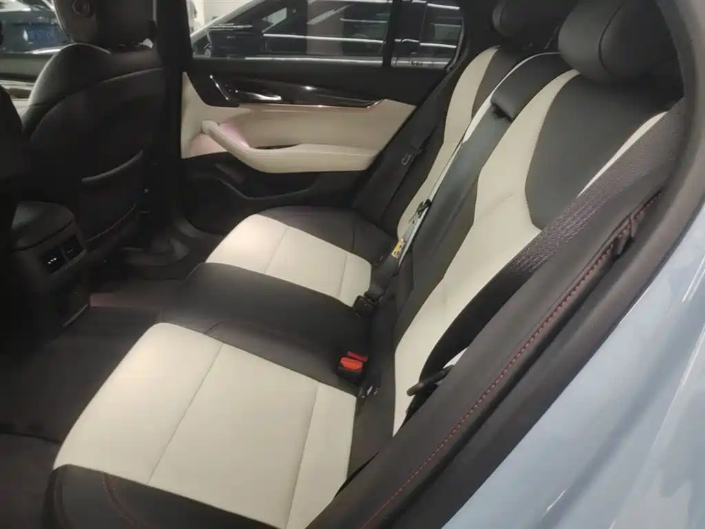 Cadillac CT5 2025 Model 28T Track Performance Edition + Peak Track Package фото 17