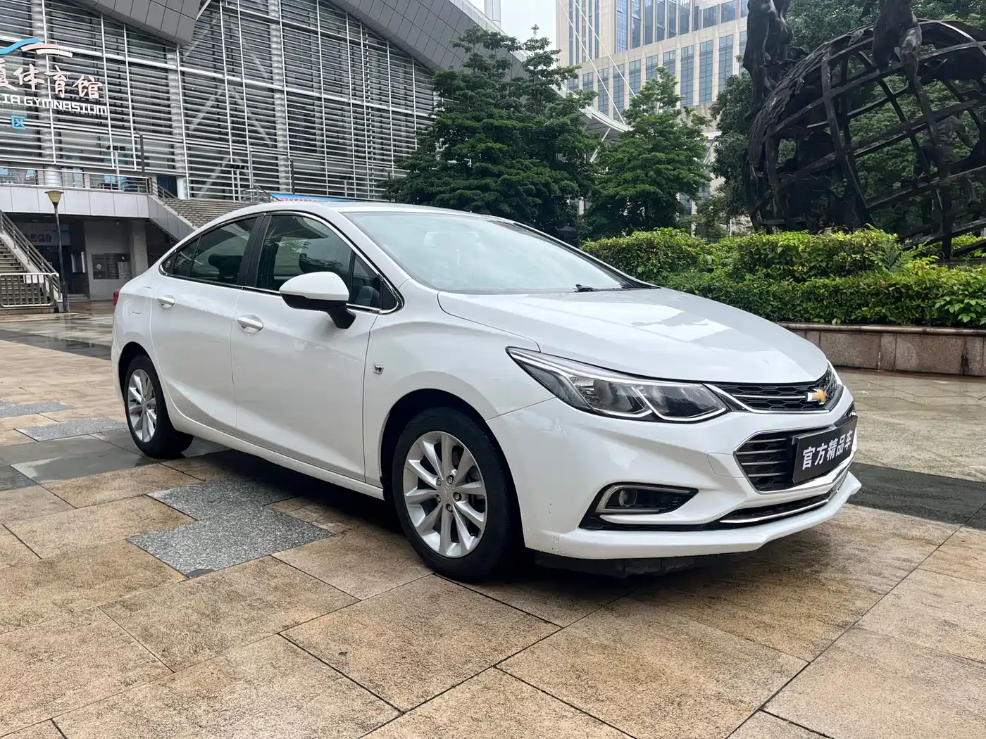 Chevrolet Cruze 2017 1.5L Automatic Pioneer Sunroof фото 2