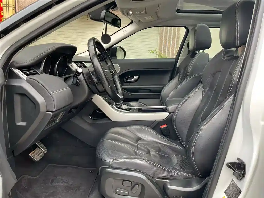 Land Rover Range Rover Evoque (Import) 2014 2.0T 5-door Brilliance Sport фото 18