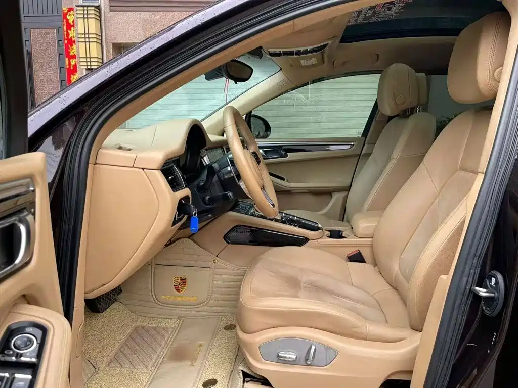 Porsche Macan 2014 Macan 2.0T фото 18