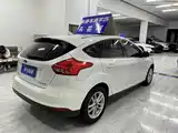 Фото 6 - Ford Focus