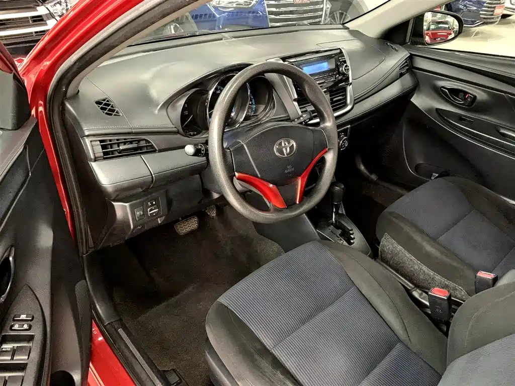 Toyota YARiS L Zhi Xuan 2016 Facelift 1.5E CVT Charming Edition фото 5