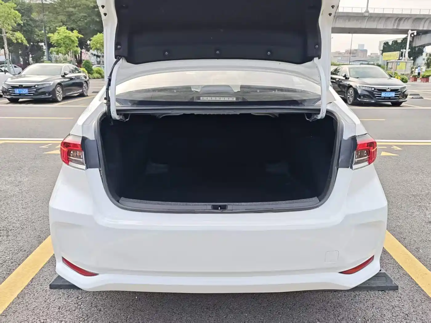 Toyota Corolla 2022 TNGA 1.5L CVT Pioneer Edition фото 19