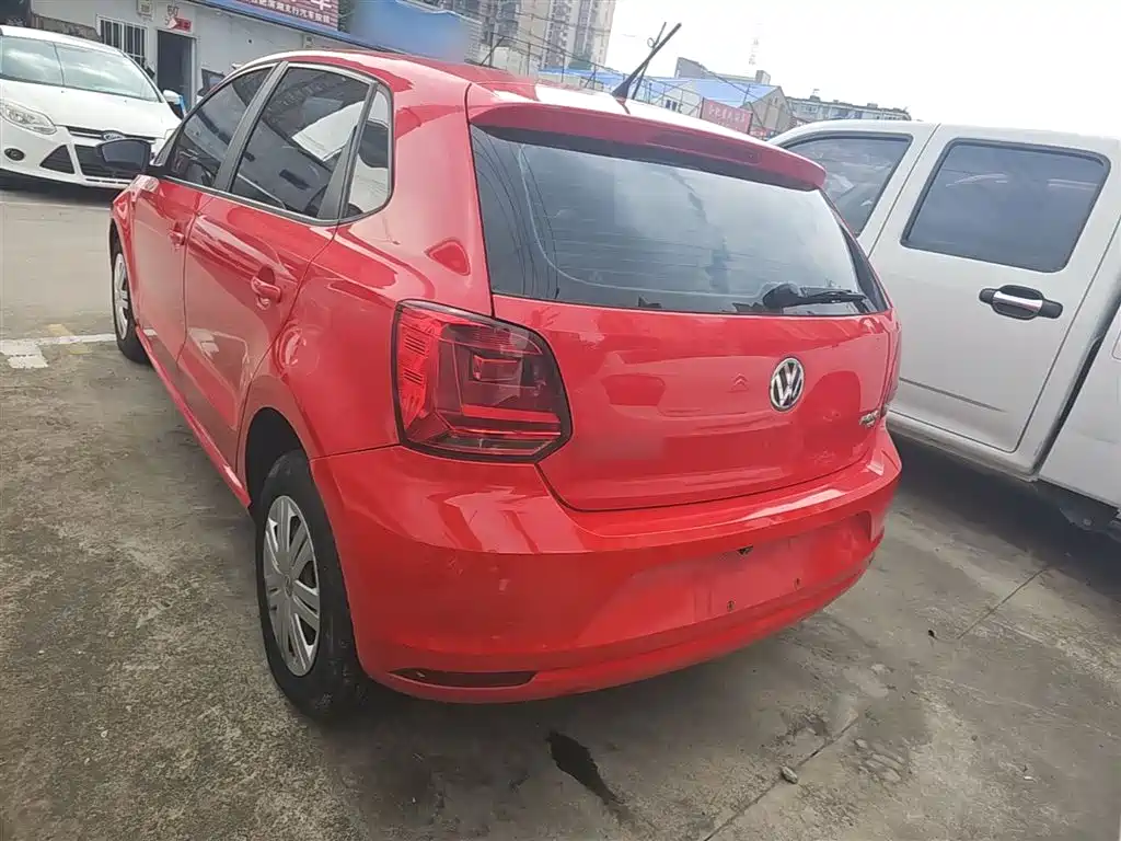 Volkswagen Polo 2018 1.5L Manual Safe Drive фото 5