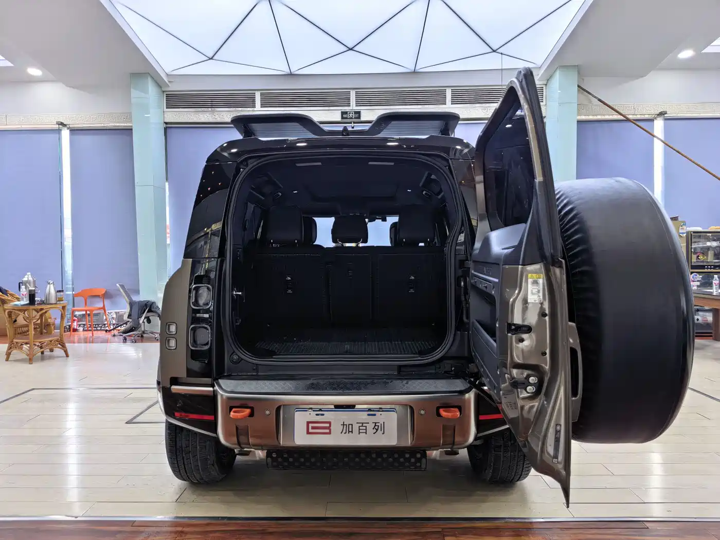 LAND ROVER GUARD