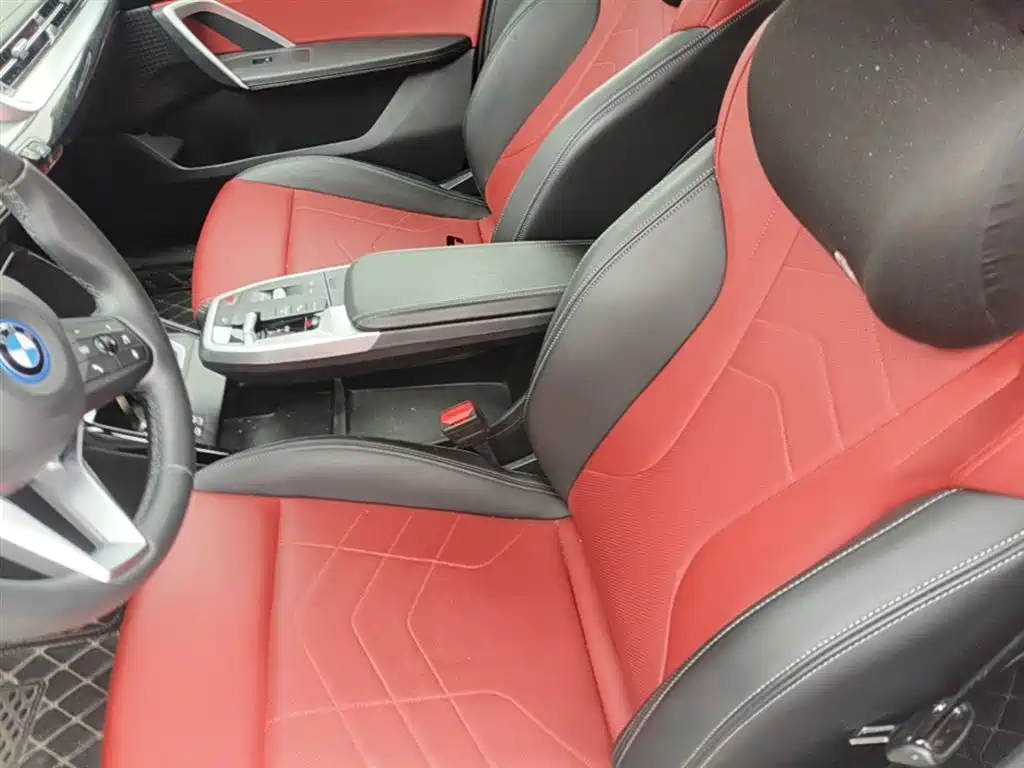 BMW iX1 2023 eDrive25L X Design Package фото 11