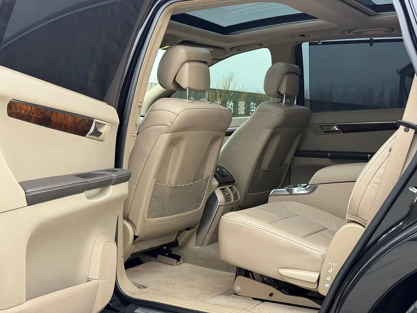 Mercedes-Benz R-Class 2011 R 350 L 4MATIC фото 19