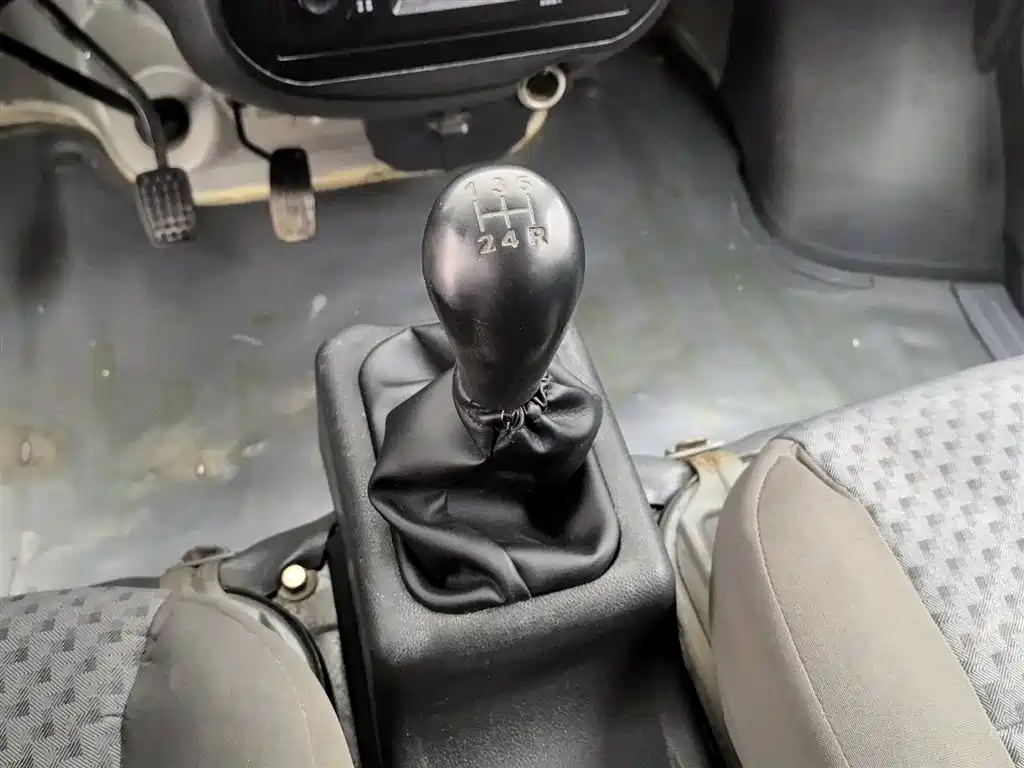 Wuling Motors Wuling Zhiguang 2015 2013 1.0L Practical