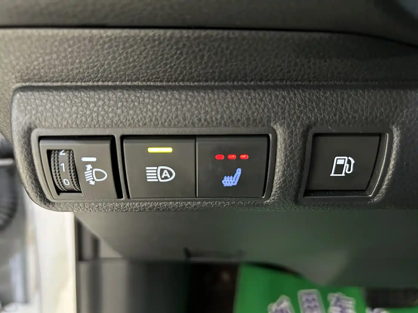 Toyota Corolla 2023 1.8L Smart Hybrid Dual Engine Pioneer Edition фото 10