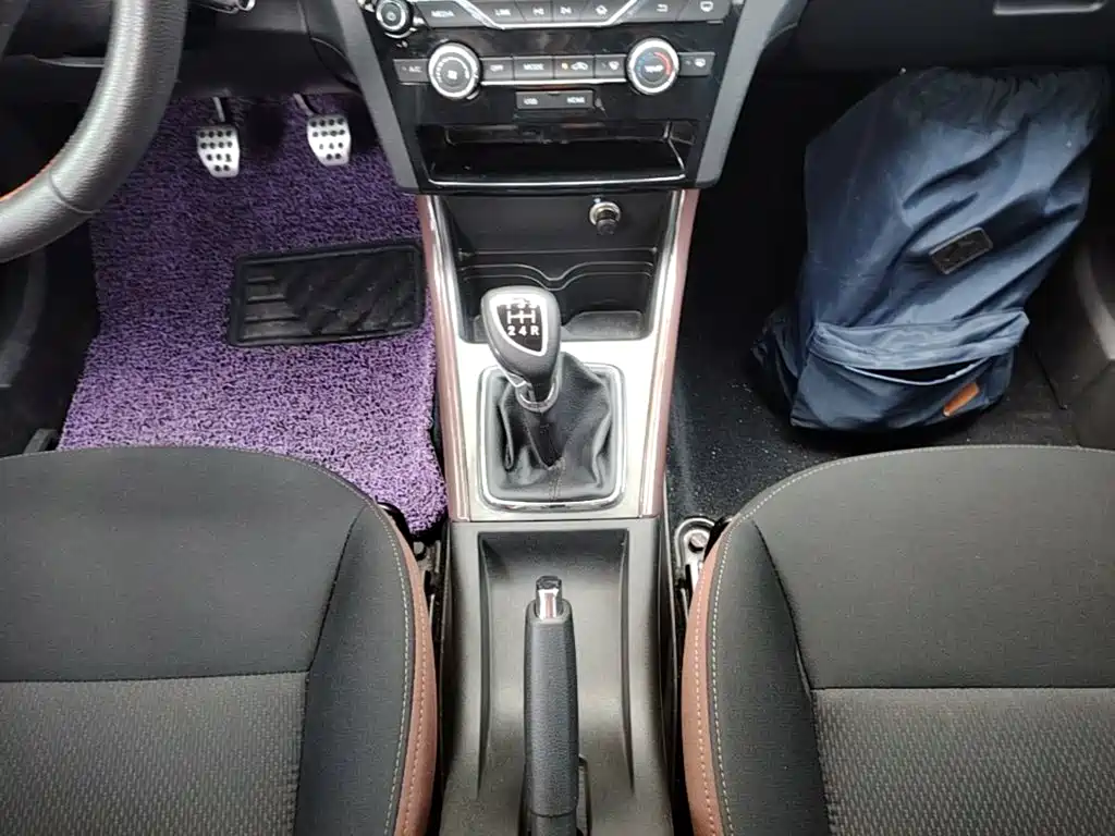 صورة 14 - BAIC Changhe Q25