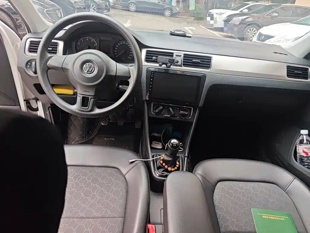 Photo 10 - Volkswagen Santana
