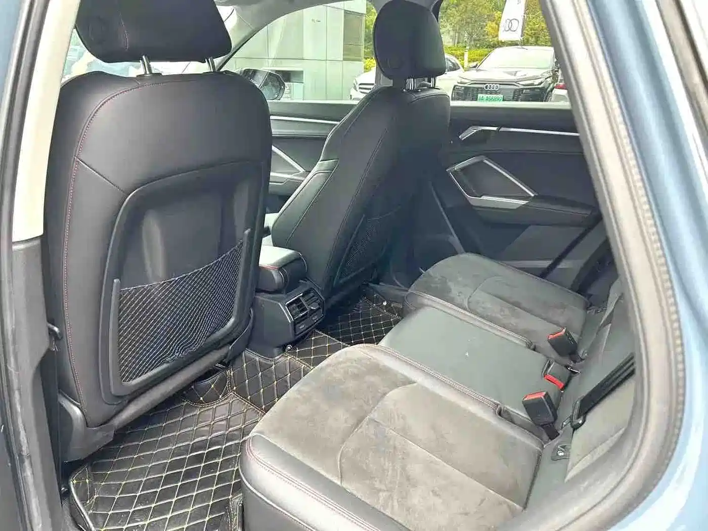 Фото 8 - Audi Q3