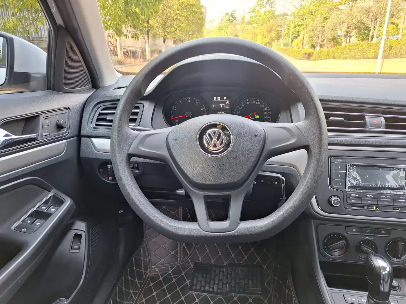 Volkswagen Lavida 2019 Lavida Start 1.5L Auto Trend (China VI) фото 8