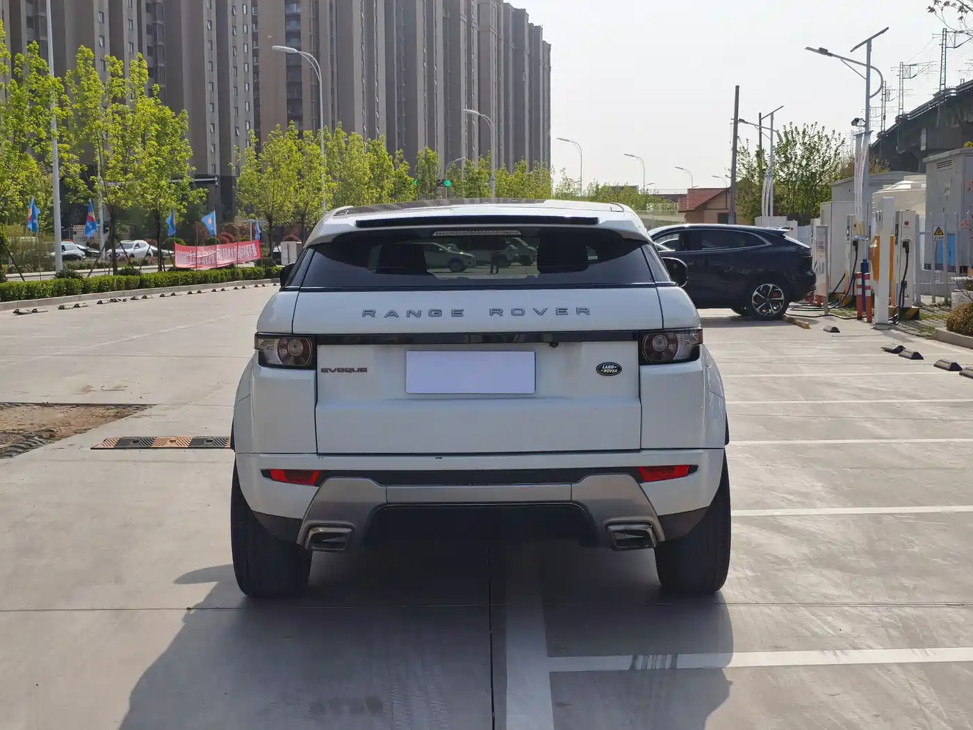 Land Rover Range Rover Evoque (Import) 2012 2.0T 3-door Sport Edition фото 5