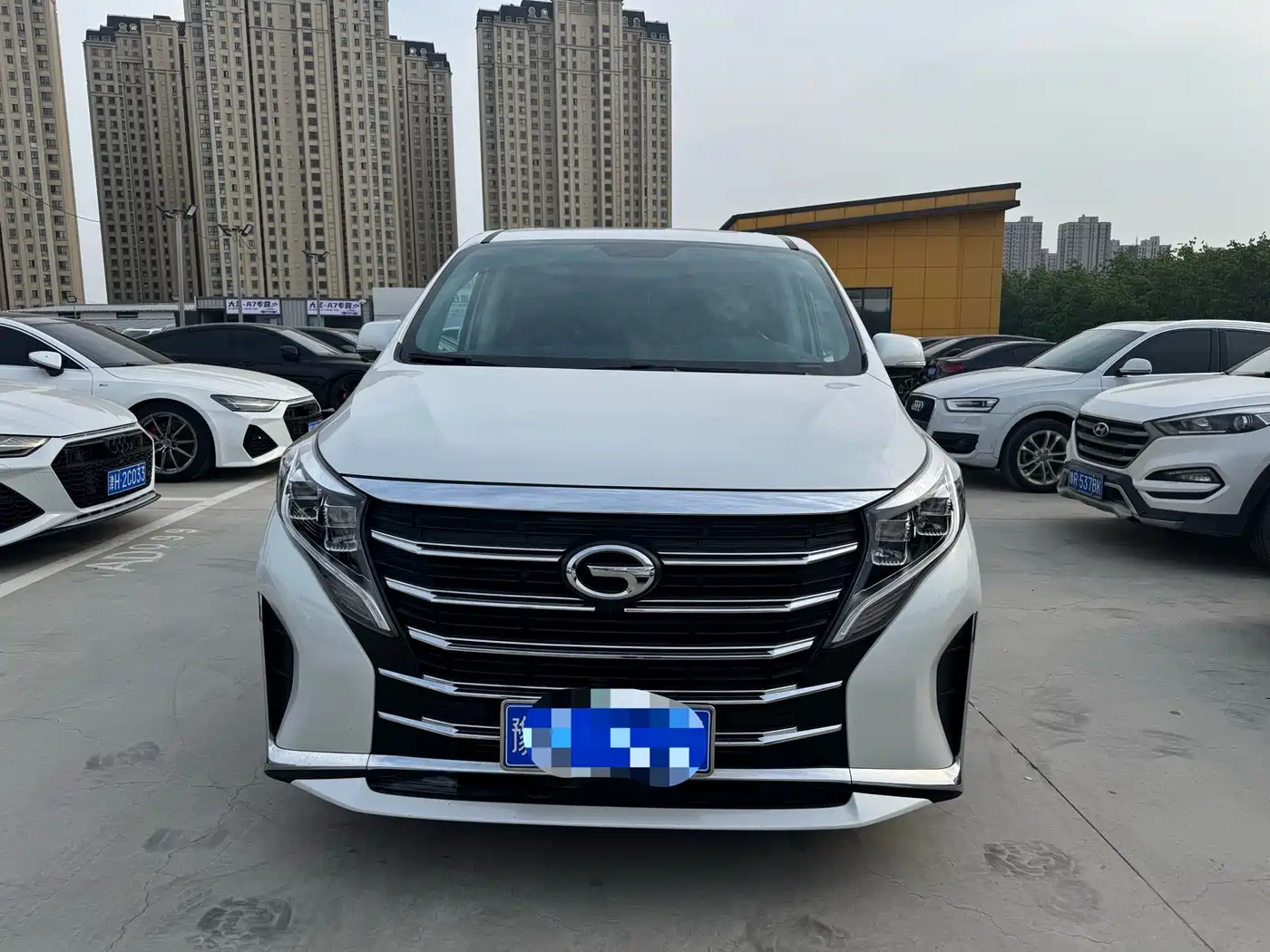 GAC TRUMPCHI M8