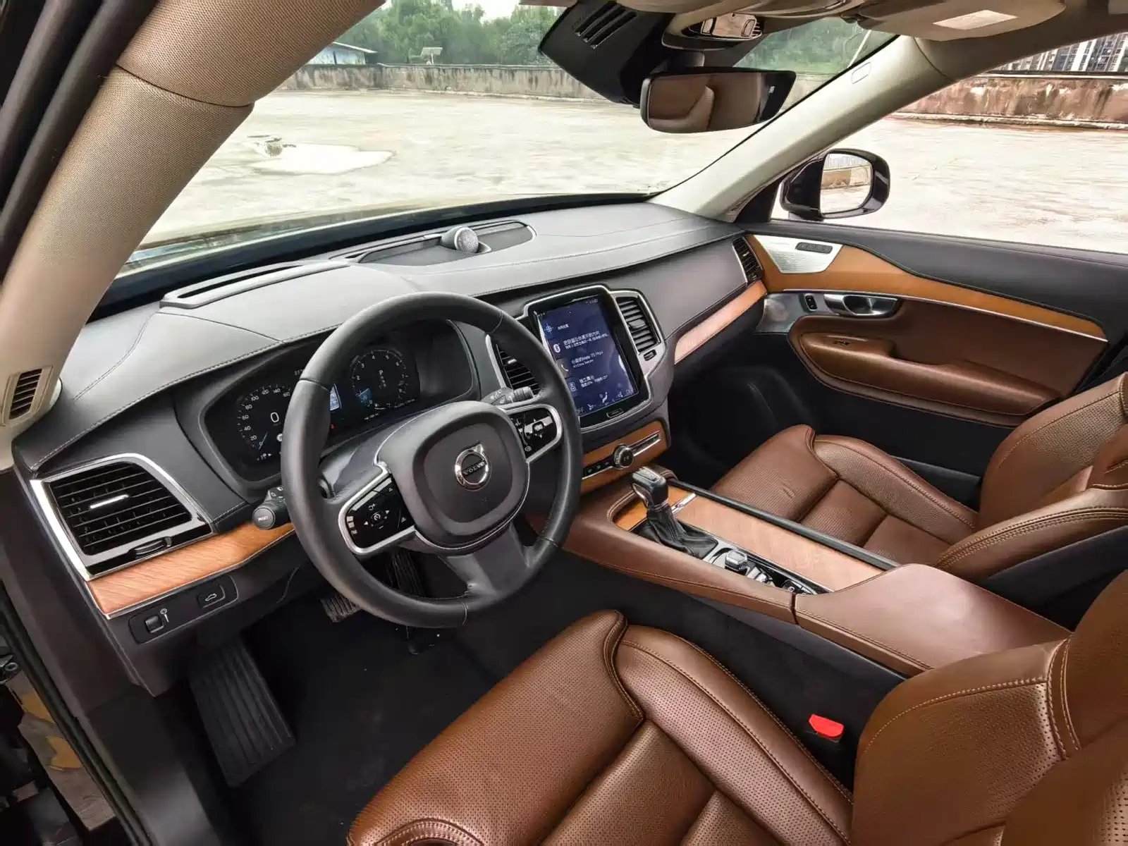 Photo 13 - Volvo XC90