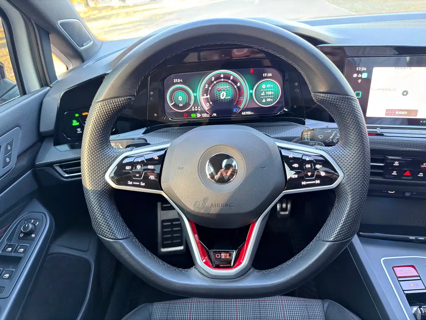 Volkswagen Golf GTI 2023 380TSI DSG GTI фото 15