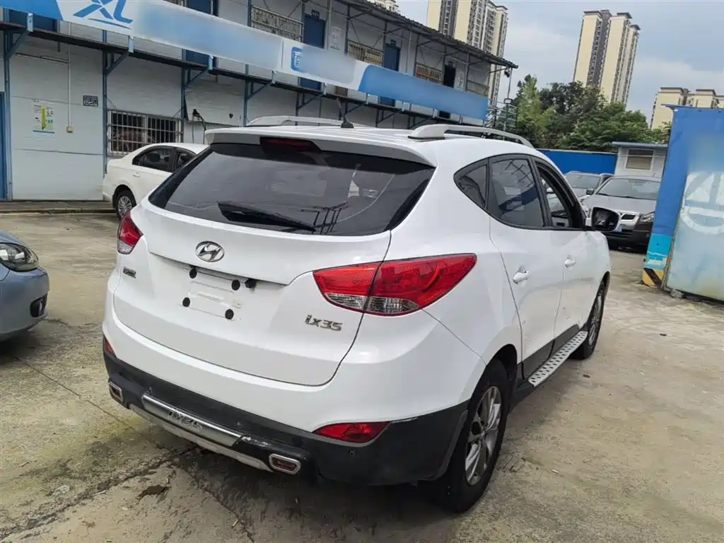 Hyundai Beijing Hyundai ix35 2015 2.0L Automatic 2WD Comfort China IV фото 7
