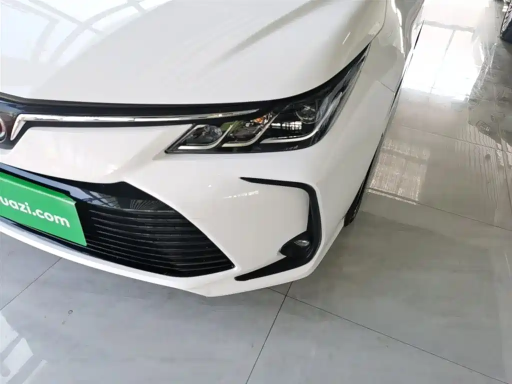 Toyota Corolla 2021 1.2T S-CVT Elite PLUS Edition фото 24