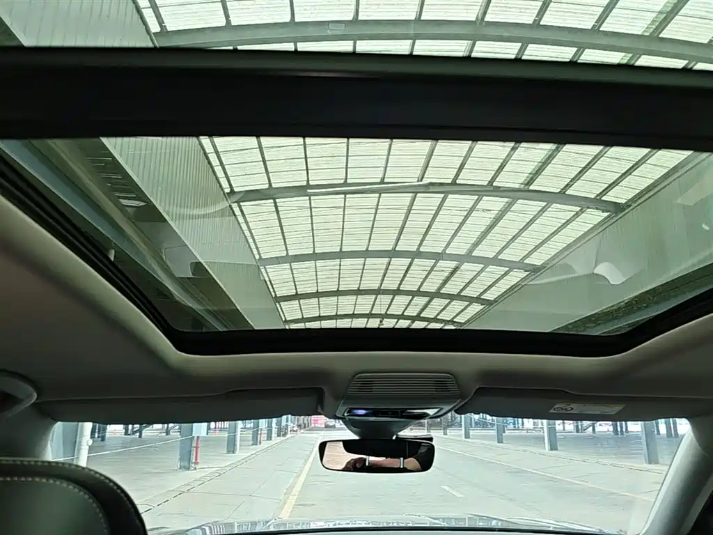 صورة 18 - Volkswagen Teramont