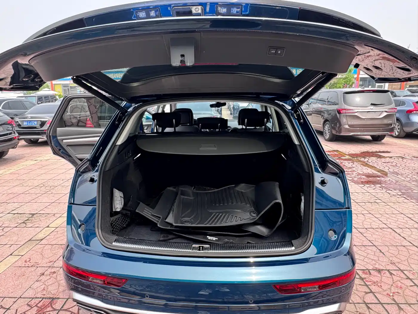 Audi Q5L 2023 45T Luxury Dynamic фото 11