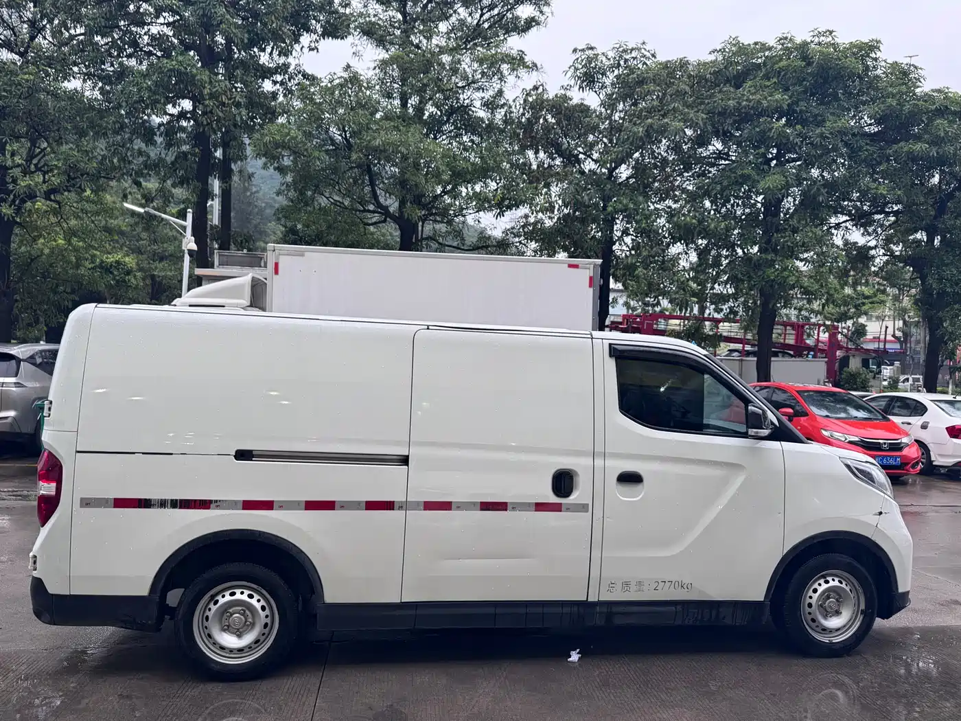 SAIC Maxus Maxus EV30 2023 Pure Electric Intelligent Logistics Expert Long Wheelbase CATL фото 7