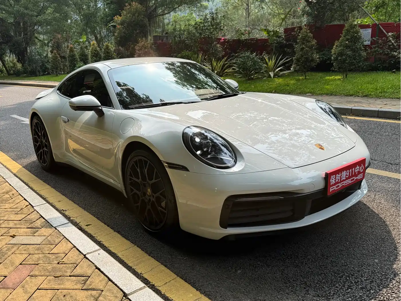 Porsche 911 2023 Carrera 3.0T фото 3