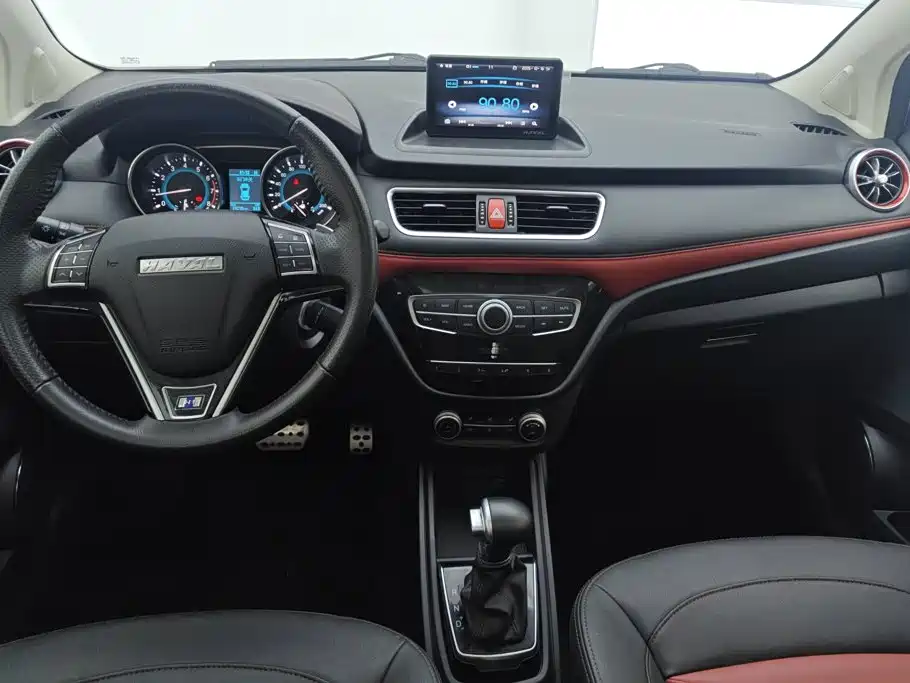 Фото 12 - Haval H1