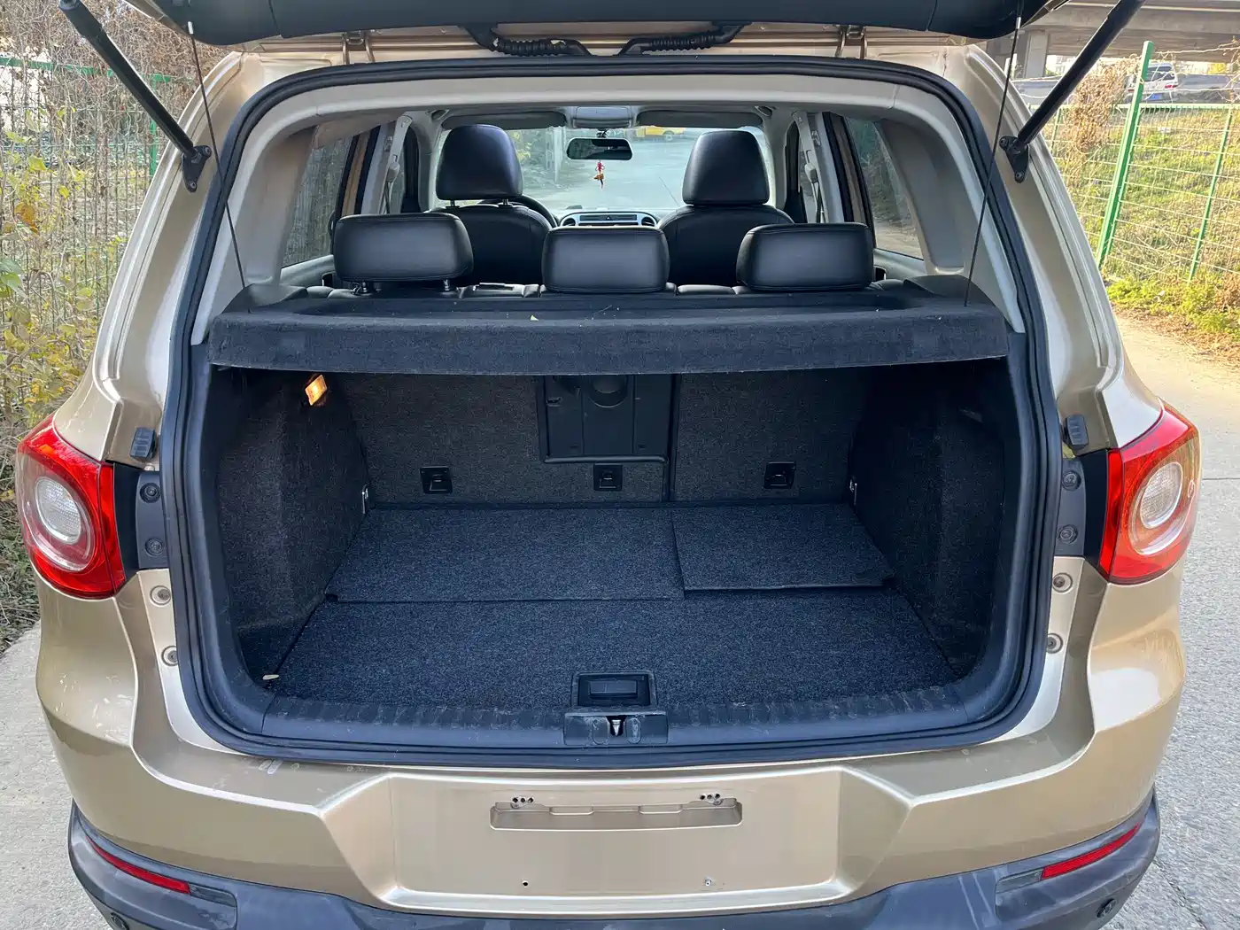 Volkswagen Tiguan 2012 2.0TSI Automatic 4WD Elite Edition фото 9