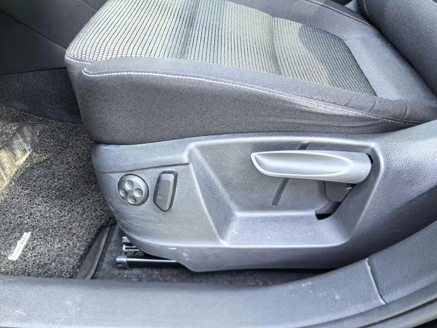 Volkswagen Sharan 2018 380TSI Comfort 7-Seater фото 3
