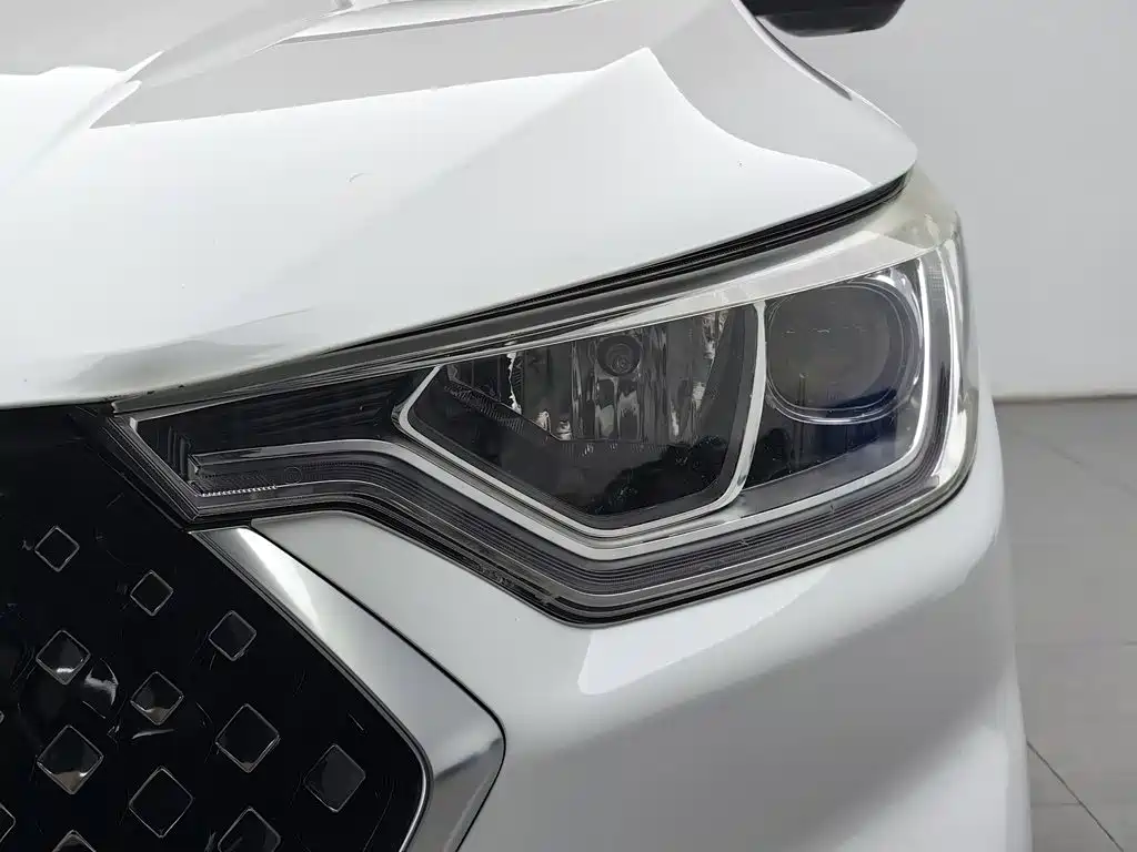 Baojun RC-6 2020 2019 1.5T CVT 24-hour Online Premium