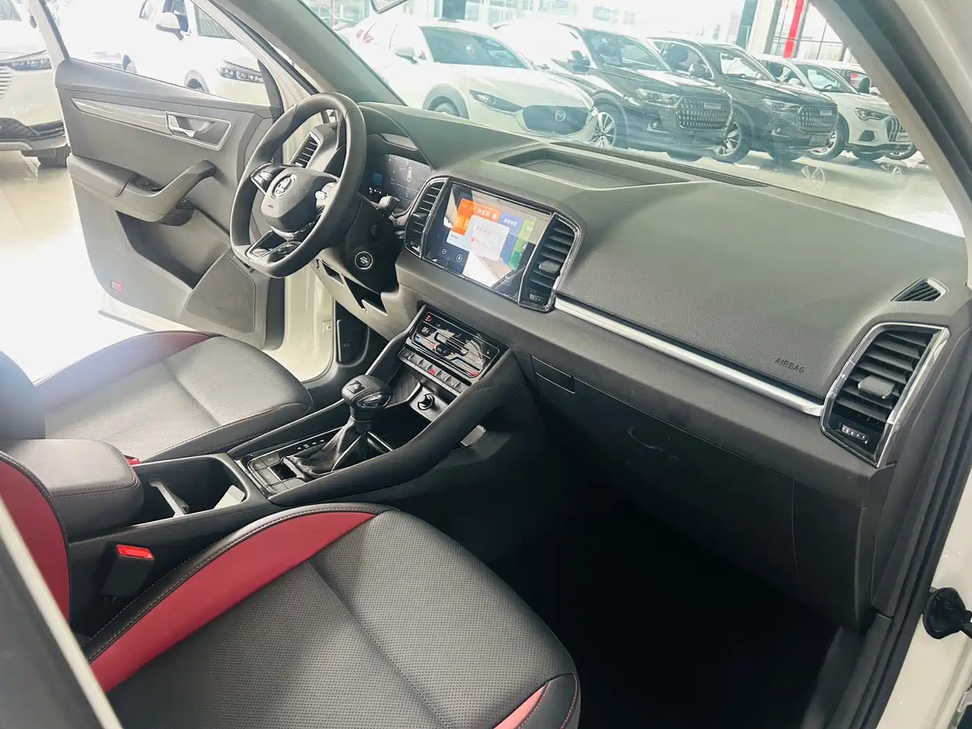 Škoda Karoq 2022 TSI280 Luxury Edition фото 14