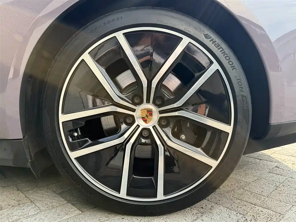 Porsche Taycan 2025 2026 Taycan 4