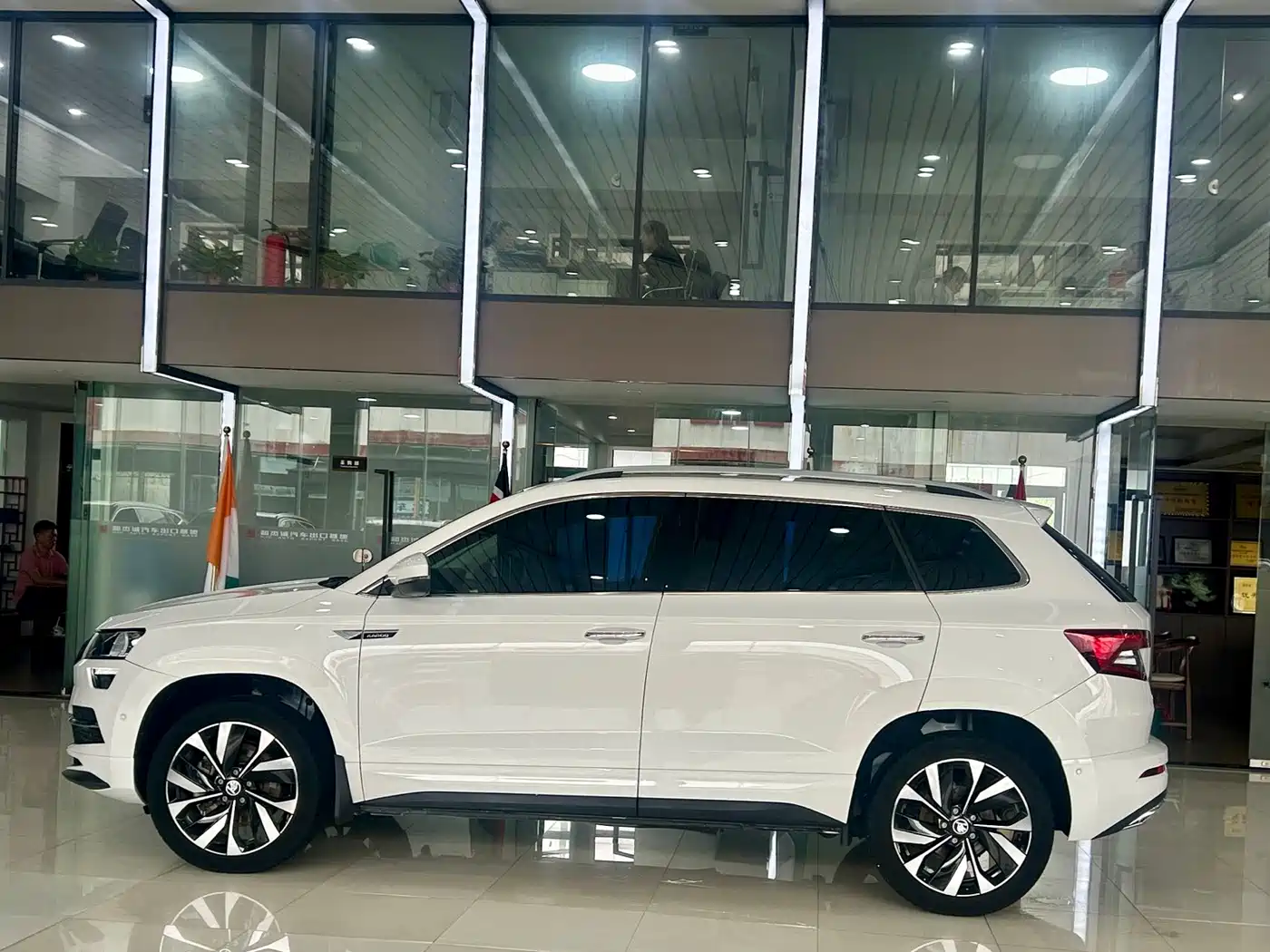 Škoda Karoq 2022 TSI280 Luxury Edition фото 7