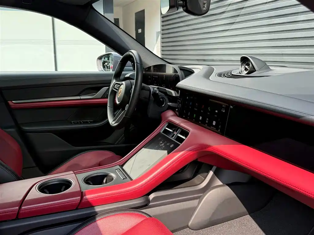 Porsche Taycan 2025 2026 Taycan 4