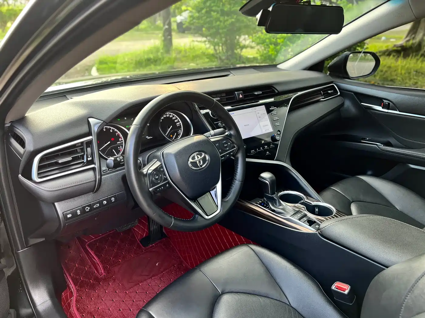 Toyota Camry 2018 2.5G Luxury Edition фото 9