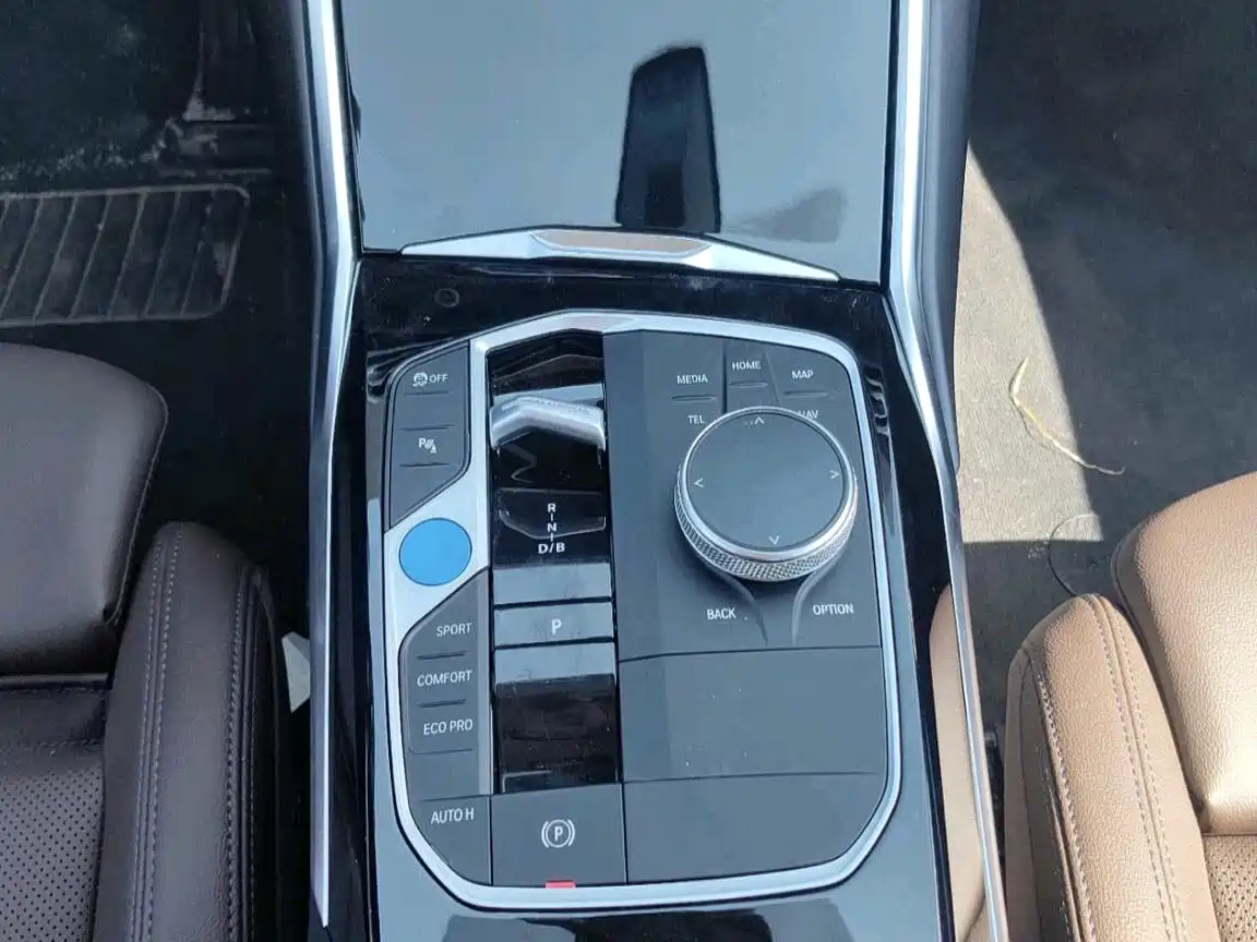 BMW i3 2026 2022 eDrive 35 L
