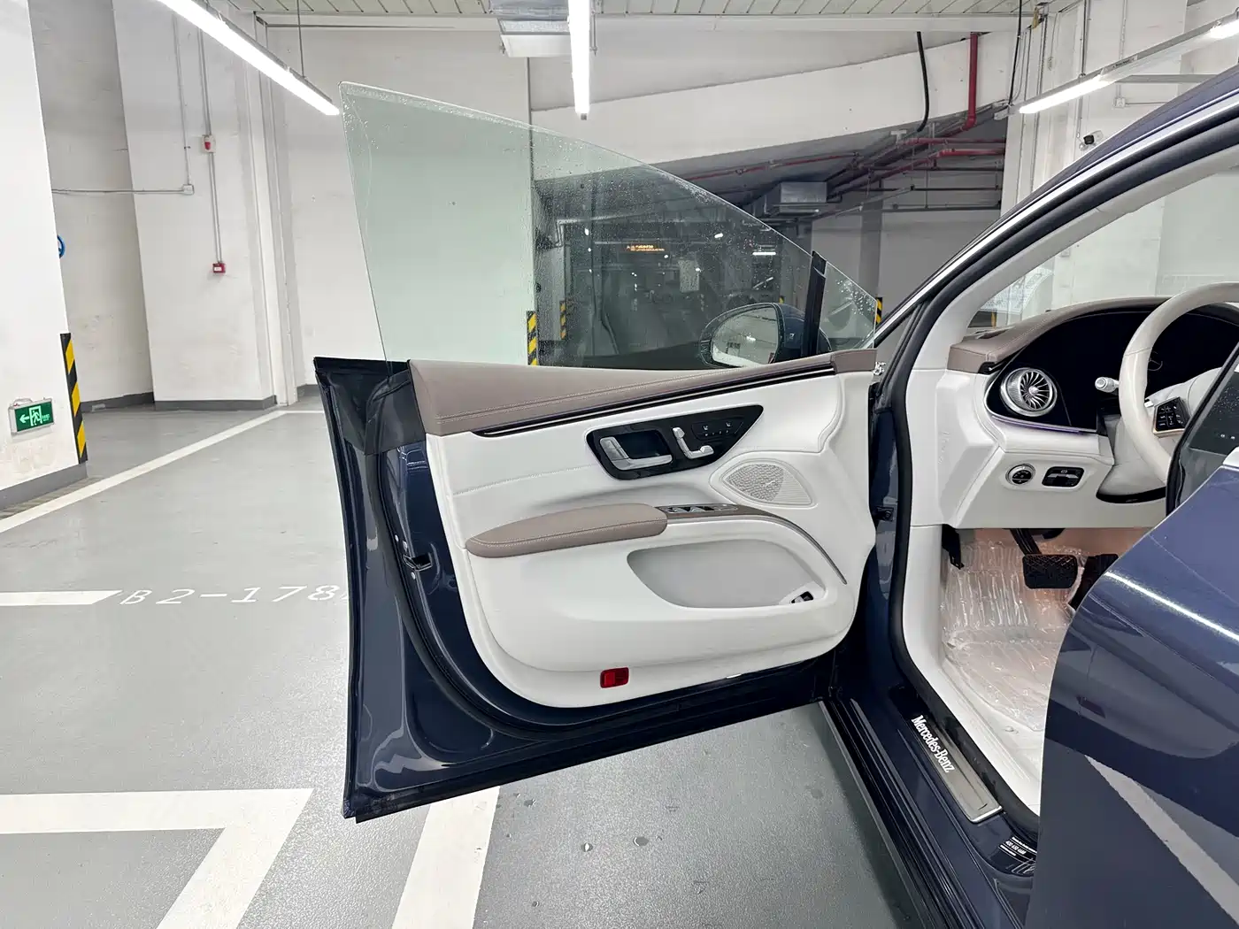 Mercedes-Benz EQS 2023 450+ Pioneer Edition фото 11