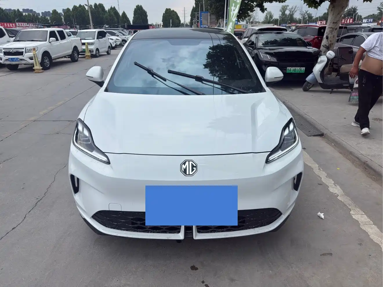 MG MG4 EV 2026 2025 Base Model