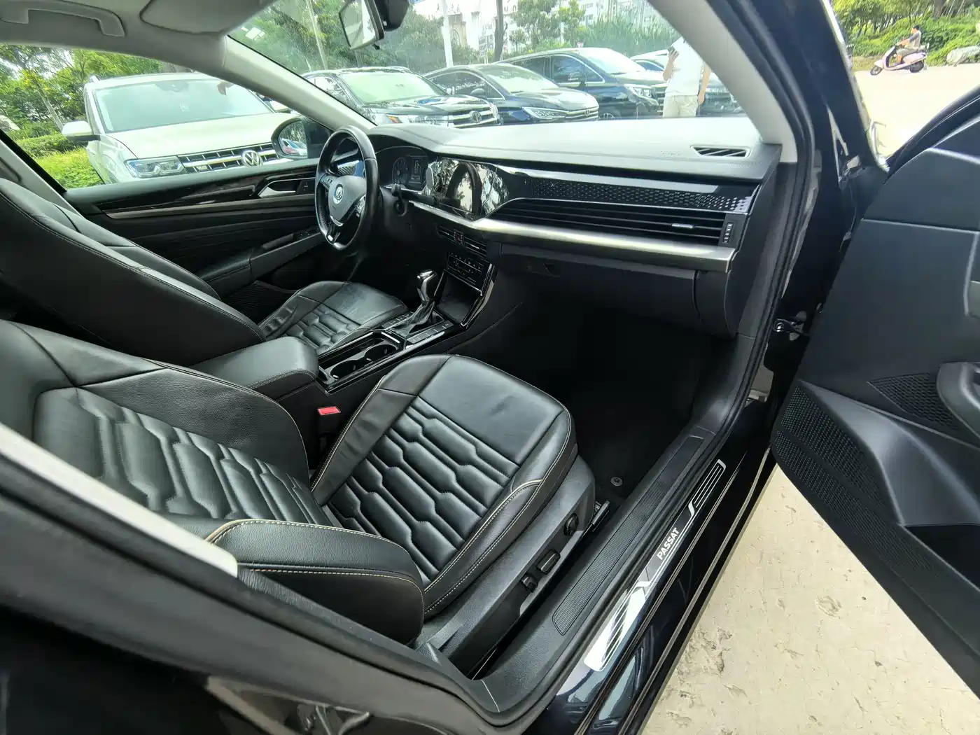 Фото 11 - Volkswagen Passat