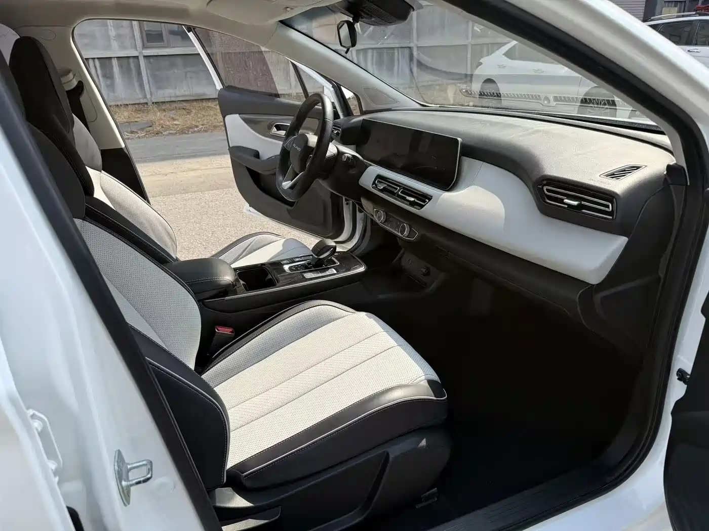 BAIC BEIJING EU5 PLUS