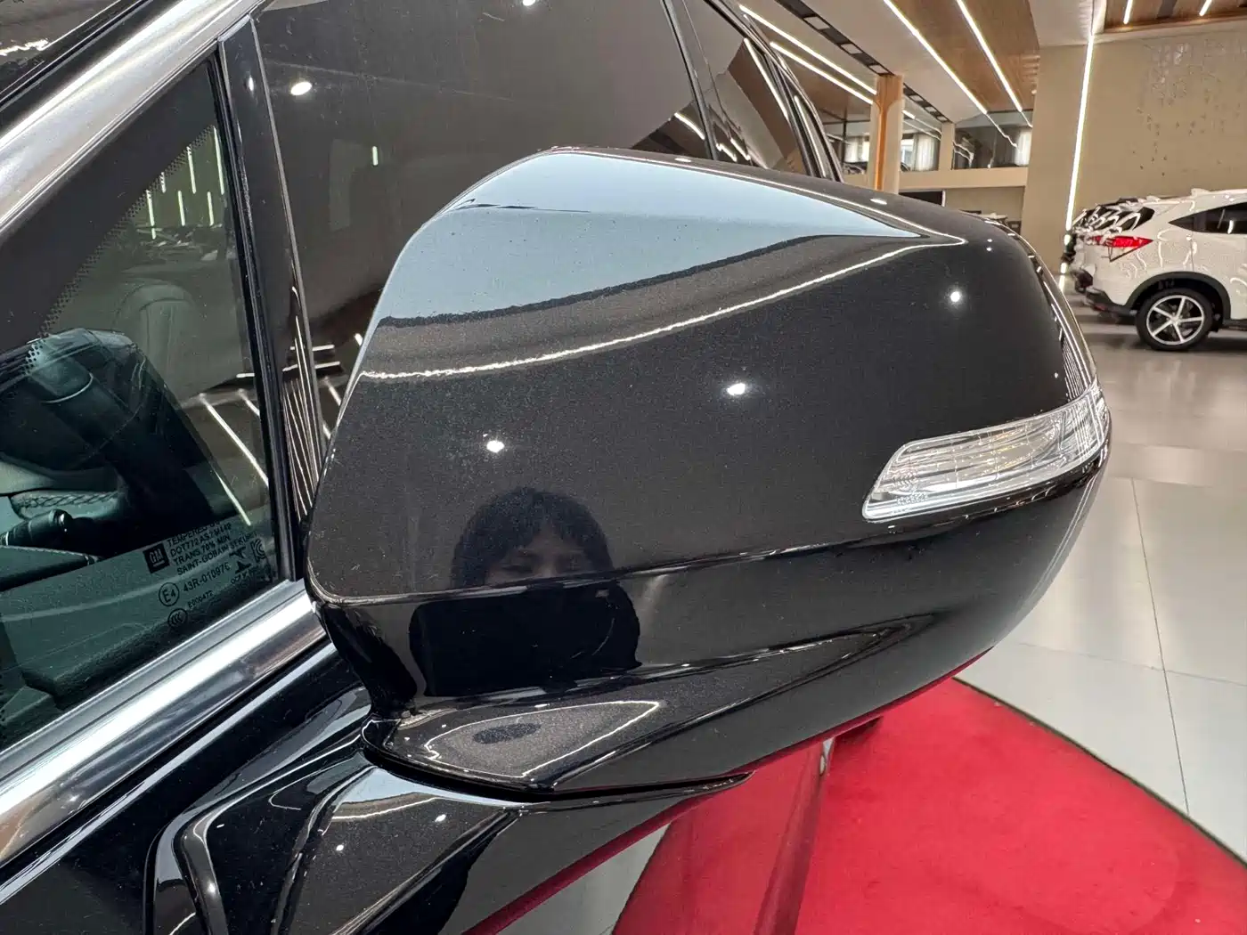 Cadillac XT6 2022 2.0T 6-Seater 4WD Luxury Edition фото 31
