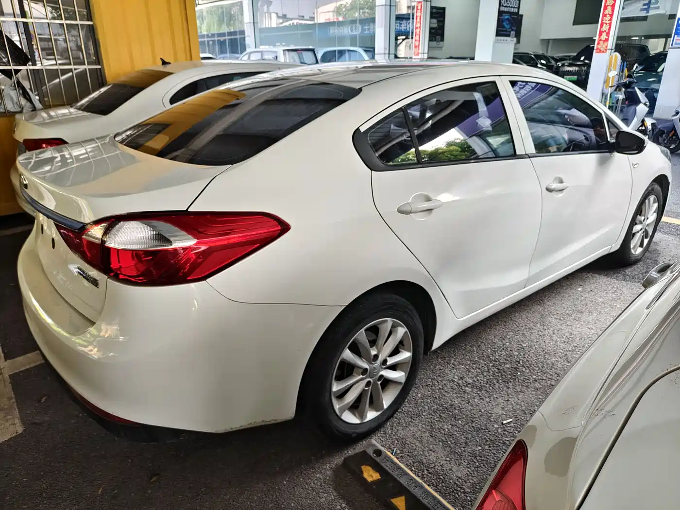 Kia K3 2016 1.6L Automatic GLS фото 13